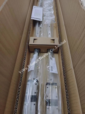 100% original du Japon THK Bloc de diapositives + Guide linéaire mathématique SHS25LC1SS(GK)